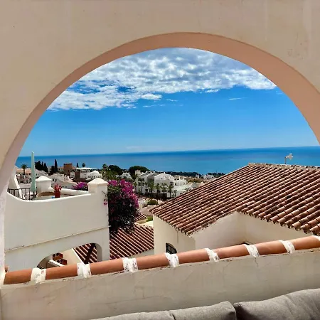 Casa Paz - 2 Bed 1 Bath Terrace Views Apartment *