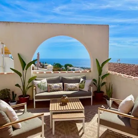 Casa Paz - 2 Bedroom - Terrace Views & Hot Tub Appartement