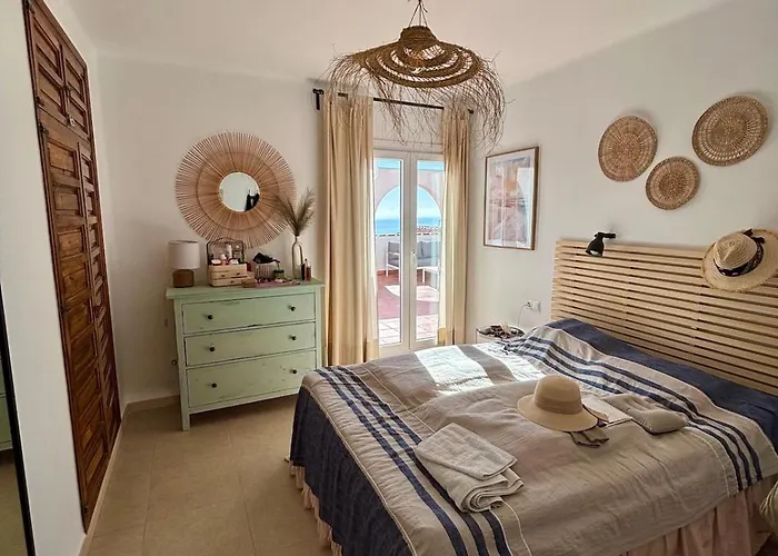 Casa Paz - 2 Bedroom - Private Terrace Views Apartamento Nerja