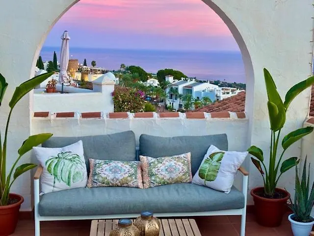 Casa Paz - 2 Bedroom - Private Terrace Views * Nerja